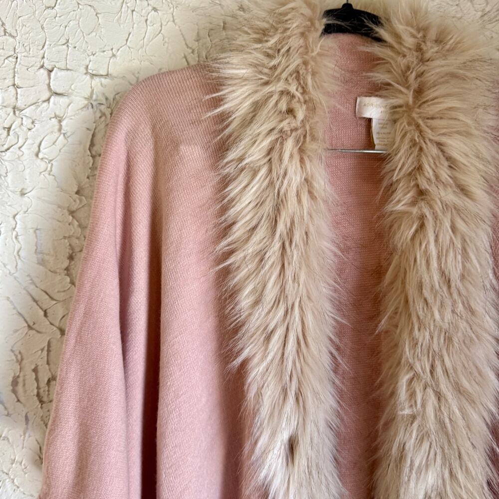 Adrienne Vittadini Pink Poncho with Faux Fur Trim - Picture 2 of 8